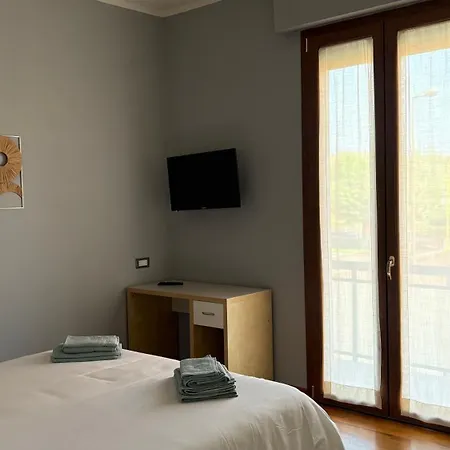 Suites Asia