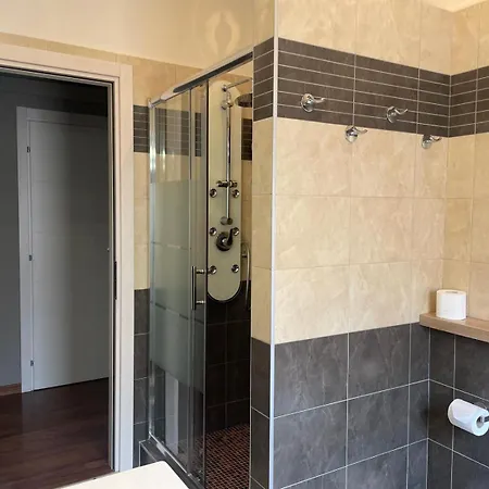 بيت ضيافة Suites Asia 3*